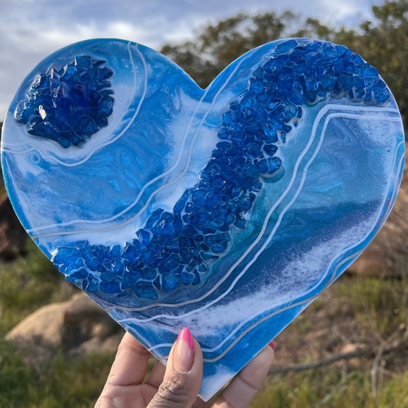 💙💎Wooden Geode Heart